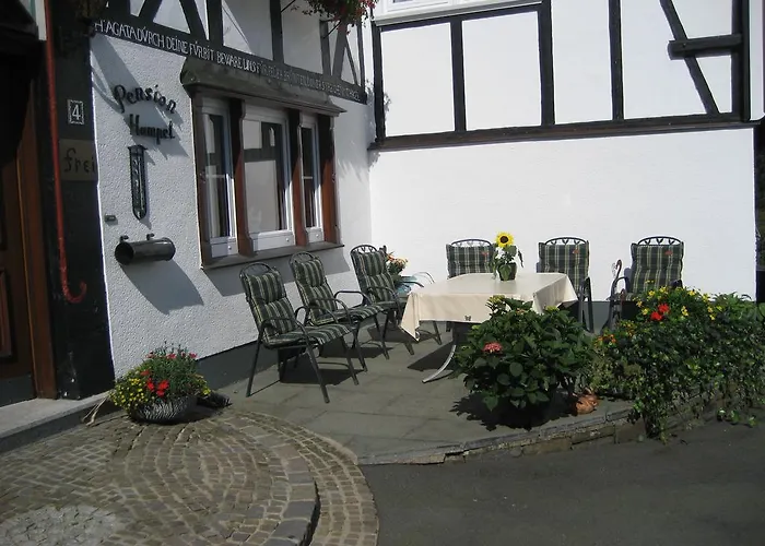 汉佩尔膳食公寓旅馆 3* 施马伦贝格