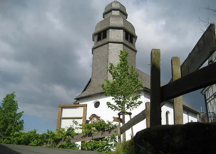 汉佩尔膳食公寓旅馆 施马伦贝格